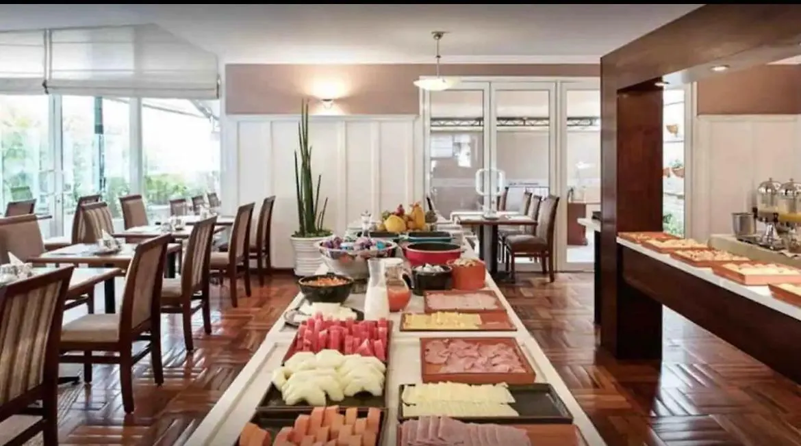 Flat No Hotel Mercure Vila Olimpia - Sem Cafe - Acomodacao Particular Sao Paulo Apartment
